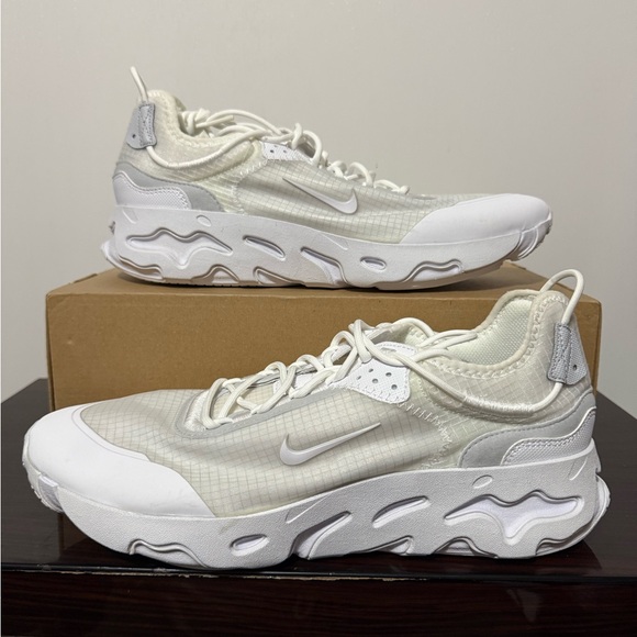 Nike React Live Shoes Men's Size 12 White CV1772-101 Running Sneakers - Picture 1 of 5